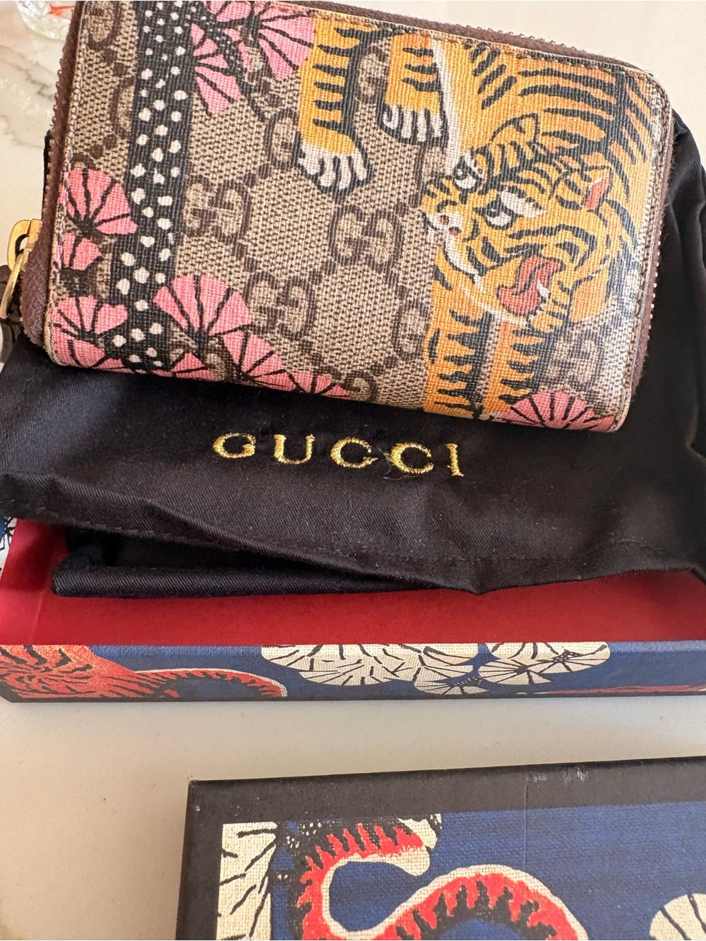 Gucci Bengal Tiger Zipper Wallet